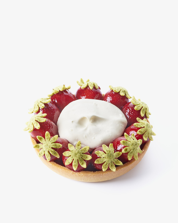Tarte aux fraises - Le petit comptoir de pâtisseries du Ritz Paris - Crédit Bernhard Winkelmann